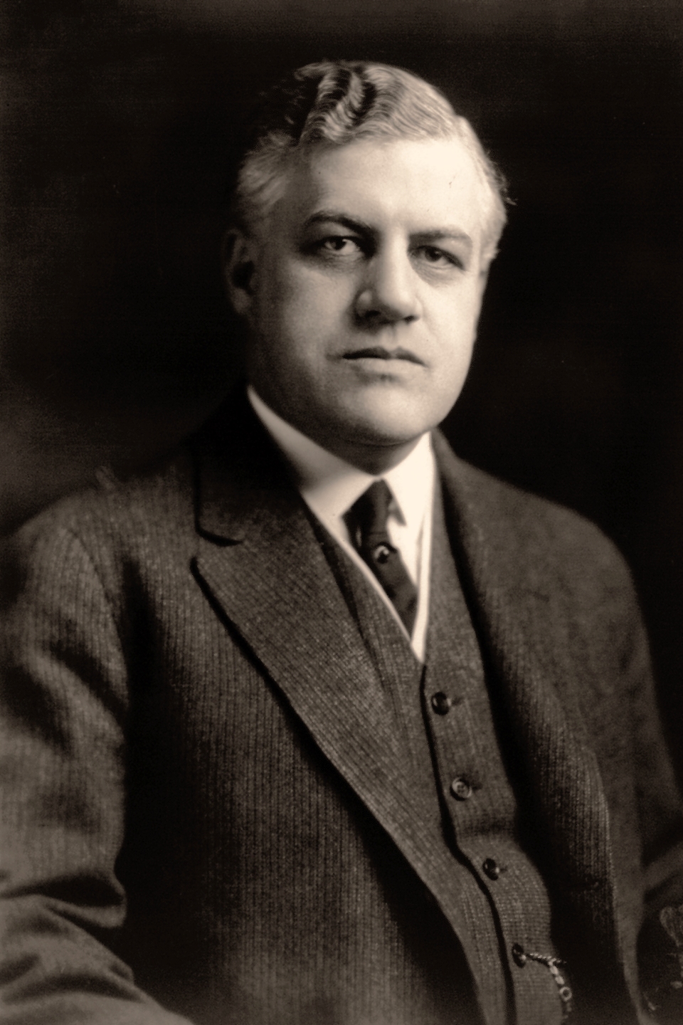 First Palmer Raids target Russian Workers