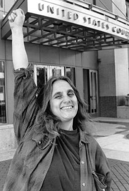 IWW organiser Judi Bari's car bombed in Oakland