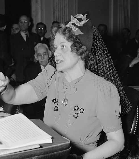 Elizabeth Dilling